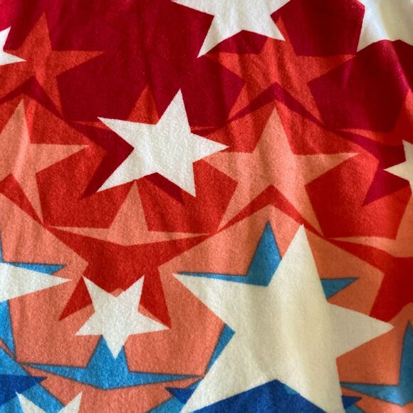 LuLaRoe 4th Of July Star Print Leggings Women's Tall & Curvy - Picture 9 of 9